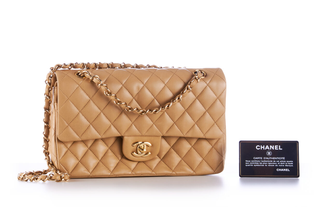 Lot 951 – vente 676 – VENTE DE PRESTIGE : MODE VINTAGE – 2021-08-08T20:00