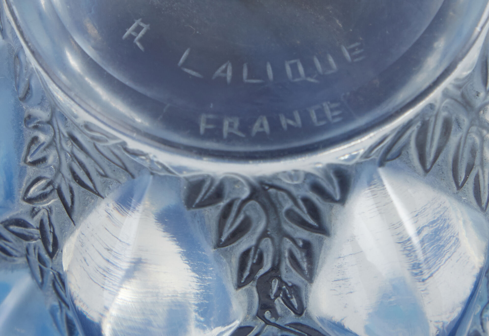 Lot 799 - vente 1140 - René LALIQUE (1860-1945)… - 2025-08-09T16:00 5 Lot 799 - vente 1140 - René LALIQUE (1860-1945)… - 2025-08-09T16:00 – Image 5