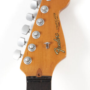Alternative view of Lot 713 - vente 1140 - GUITARE "FENDER STRATOCASTER" 1990… - 2025-08-09T16:00