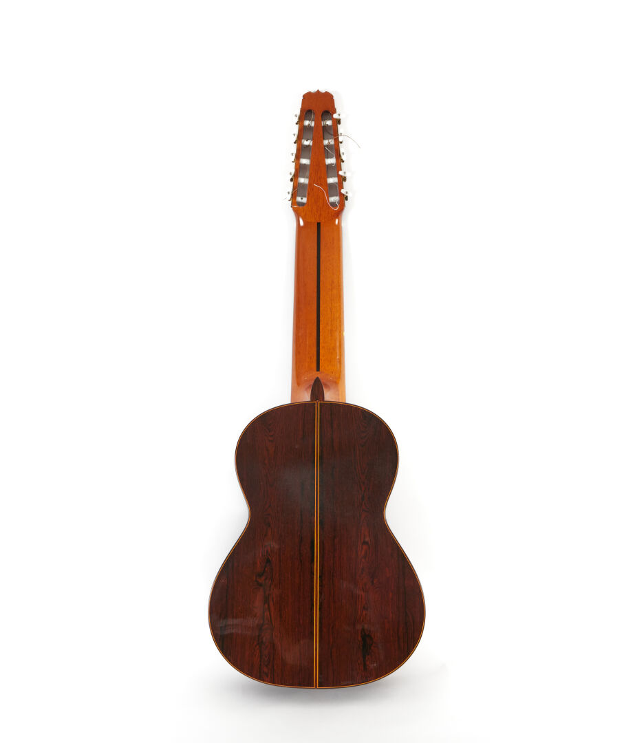 Lot 704 - vente 1140 - GUITARE "J. RAMIREZ" 1988 10 cordes… - 2025-08-09T16:00 4 Lot 704 - vente 1140 - GUITARE "J. RAMIREZ" 1988 10 cordes… - 2025-08-09T16:00 – Image 4