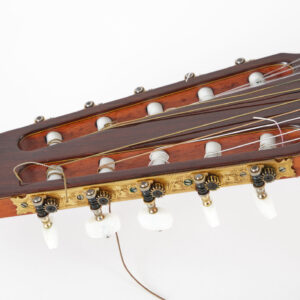 Lot 704 - vente 1140 - GUITARE "J. RAMIREZ" 1988 10 cordes… - 2025-08-09T16:00 14 1049693076 4