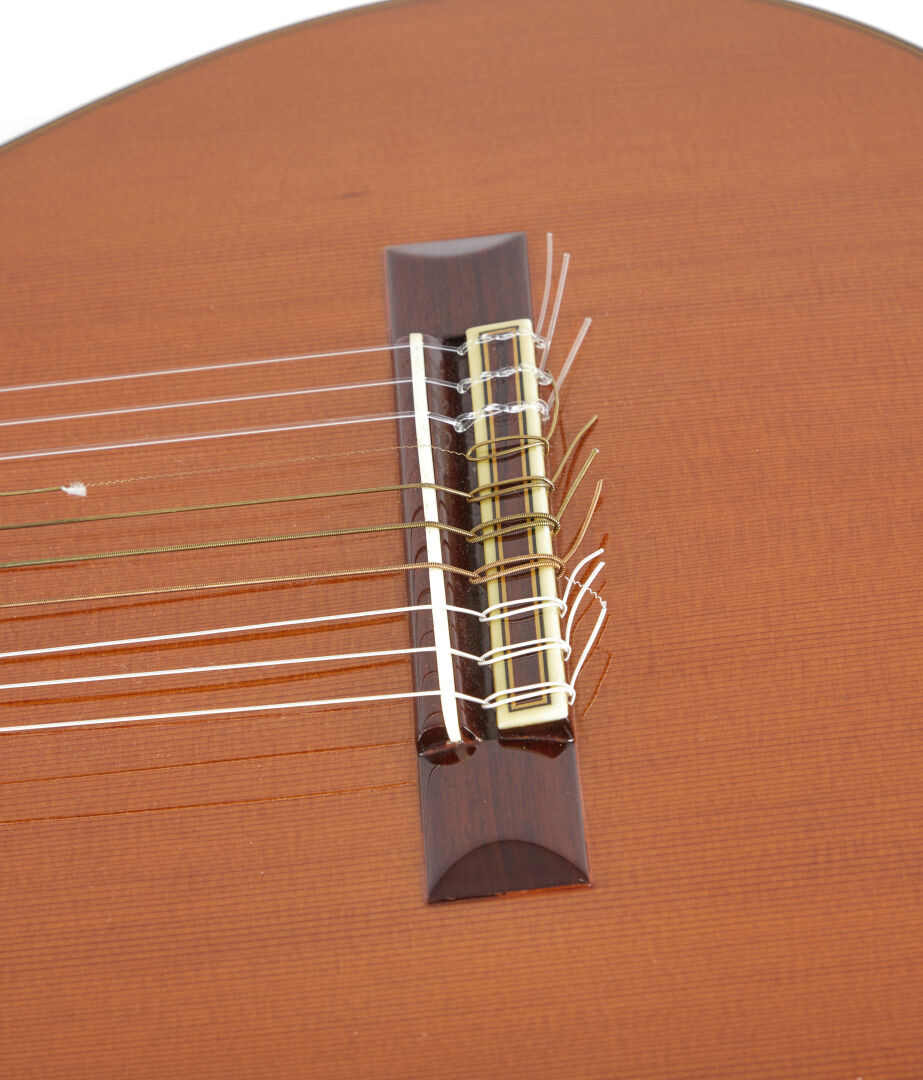 Lot 704 - vente 1140 - GUITARE "J. RAMIREZ" 1988 10 cordes… - 2025-08-09T16:00 7 Lot 704 - vente 1140 - GUITARE "J. RAMIREZ" 1988 10 cordes… - 2025-08-09T16:00 – Image 7