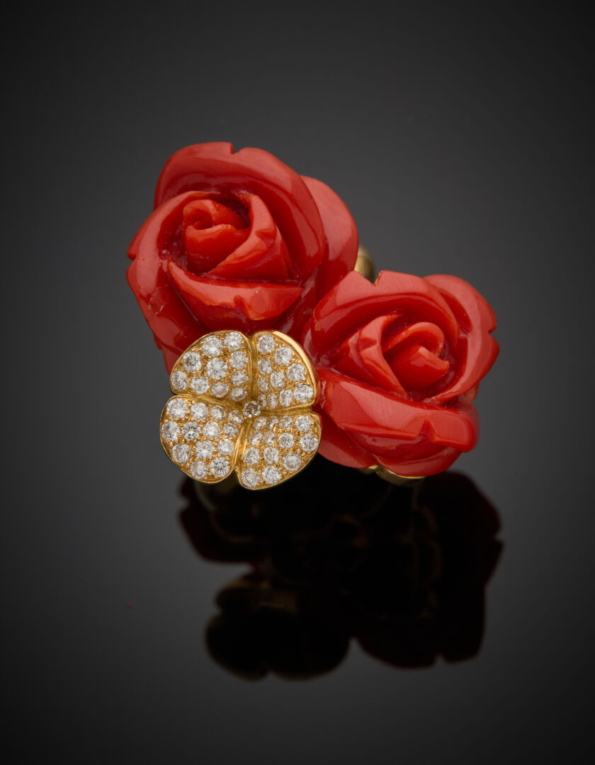Lot 573 - vente 1142 - Importante BAGUE "deux roses" en… - 2025-08-08T10:00 1 Lot 573 - vente 1142 - Importante BAGUE "deux roses" en… - 2025-08-08T10:00