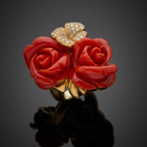 Lot 573 - vente 1142 - Importante BAGUE "deux roses" en… - 2025-08-08T10:00 5 1466593680 2