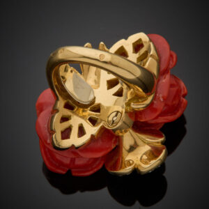 Lot 573 - vente 1142 - Importante BAGUE "deux roses" en… - 2025-08-08T10:00 7 1466593680 4