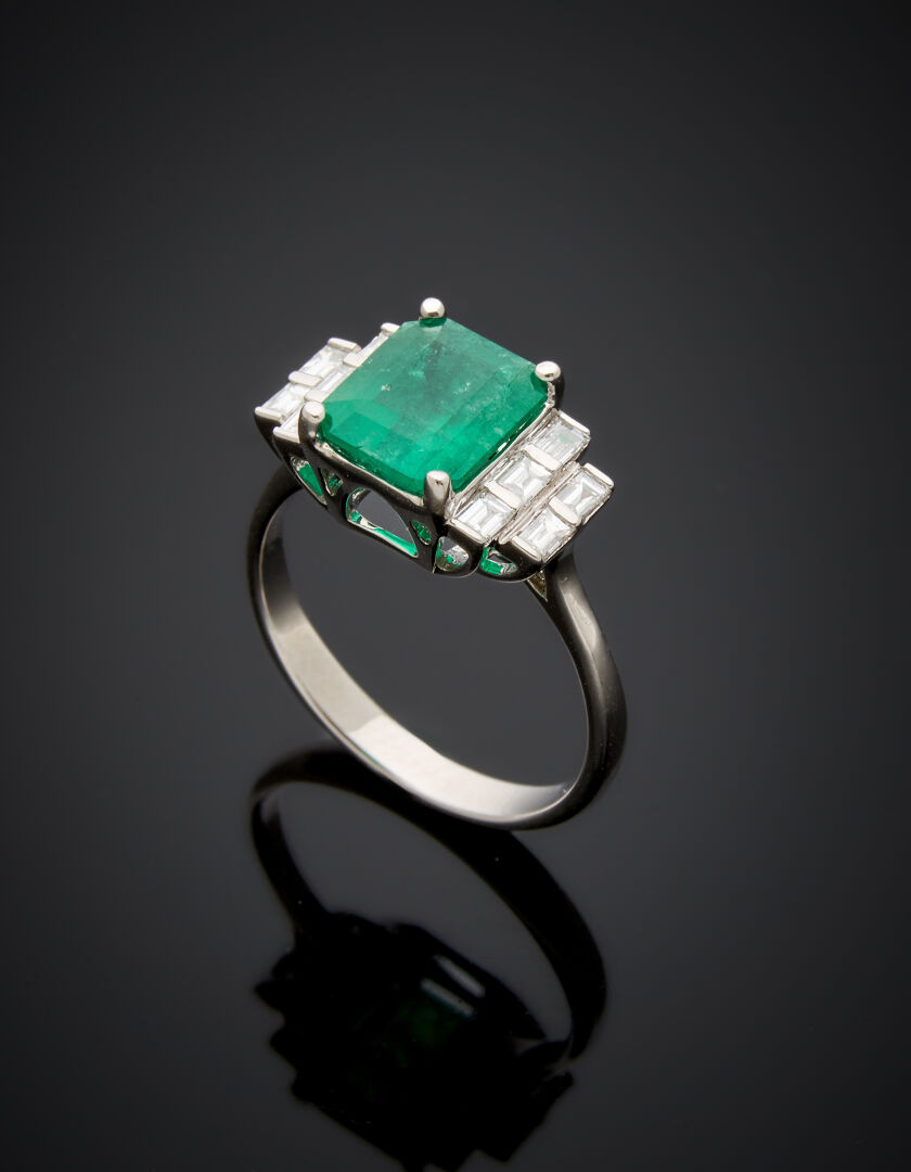Lot 548 - vente 1142 - BAGUE en or gris (750‰)… - 2025-08-08T10:00 1 Lot 548 - vente 1142 - BAGUE en or gris (750‰)… - 2025-08-08T10:00