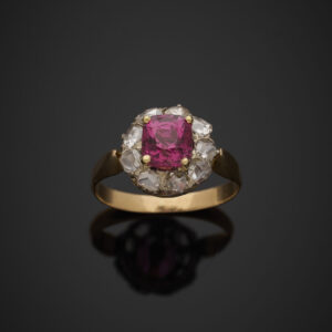 Lot 136 - vente 1142 - BAGUE "marguerite" en or jaune… - 2025-08-08T10:00