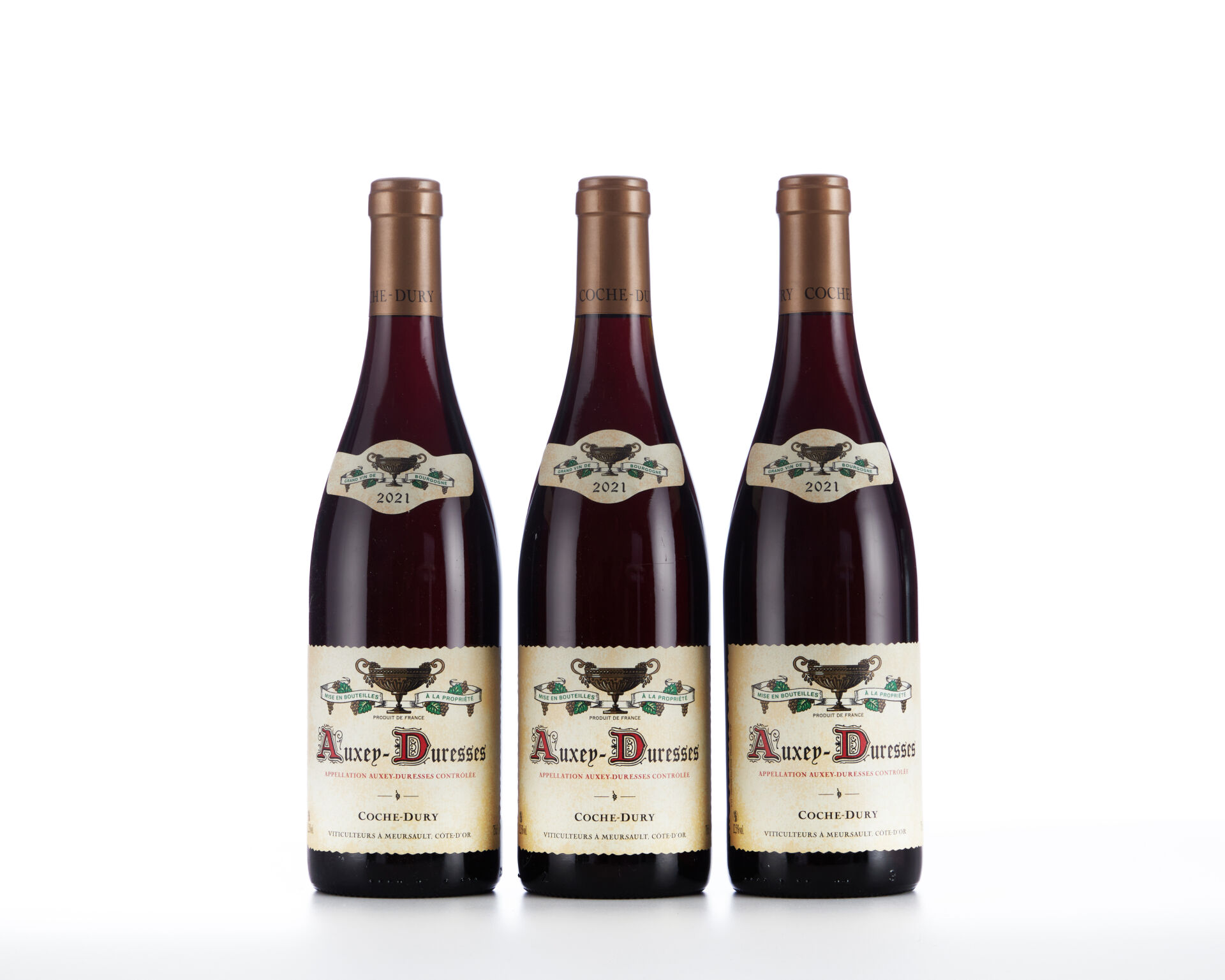 Lot 1181 - vente 1143 - 3 Bouteilles AUXEY-DURESSES Rouge - 2021… - 2025-08-10T14:30 1 Lot 1181 - vente 1143 - 3 Bouteilles AUXEY-DURESSES Rouge - 2021… - 2025-08-10T14:30
