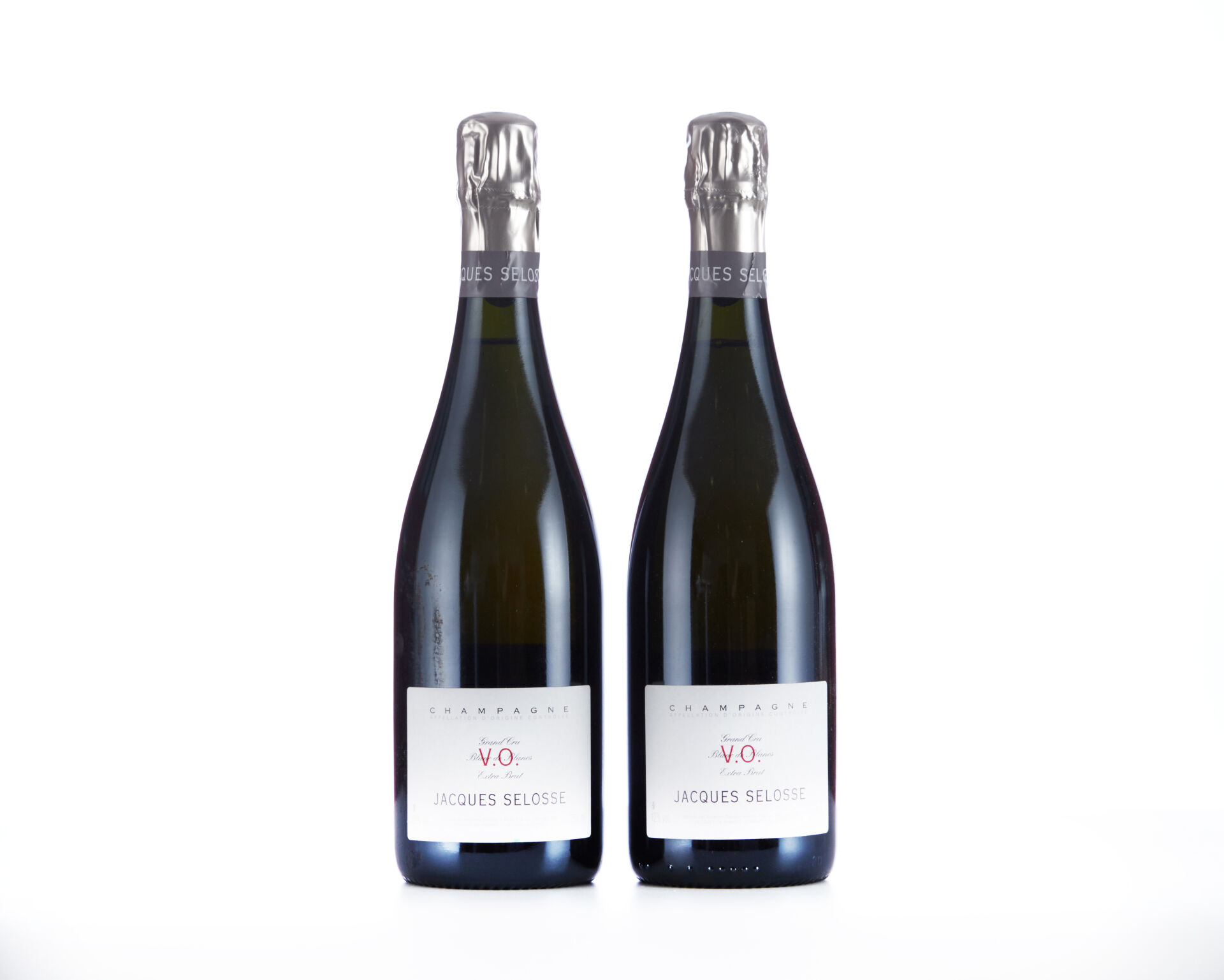 Lot 1146 - vente 1143 - 2 Bouteilles CHAMPAGNE EXTRA-BRUT GRAND… - 2025-08-10T14:30 1 Lot 1146 - vente 1143 - 2 Bouteilles CHAMPAGNE EXTRA-BRUT GRAND… - 2025-08-10T14:30