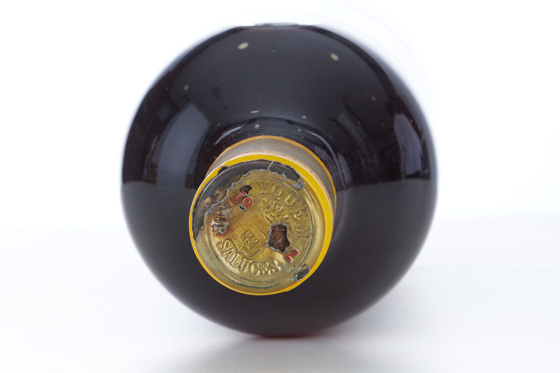 Lot 1035 - vente 1143 - 1 Bouteille CHÂTEAU D'YQUEM - 1982… - 2025-08-10T14:30 2 Lot 1035 - vente 1143 - 1 Bouteille CHÂTEAU D'YQUEM - 1982… - 2025-08-10T14:30 – Image 2