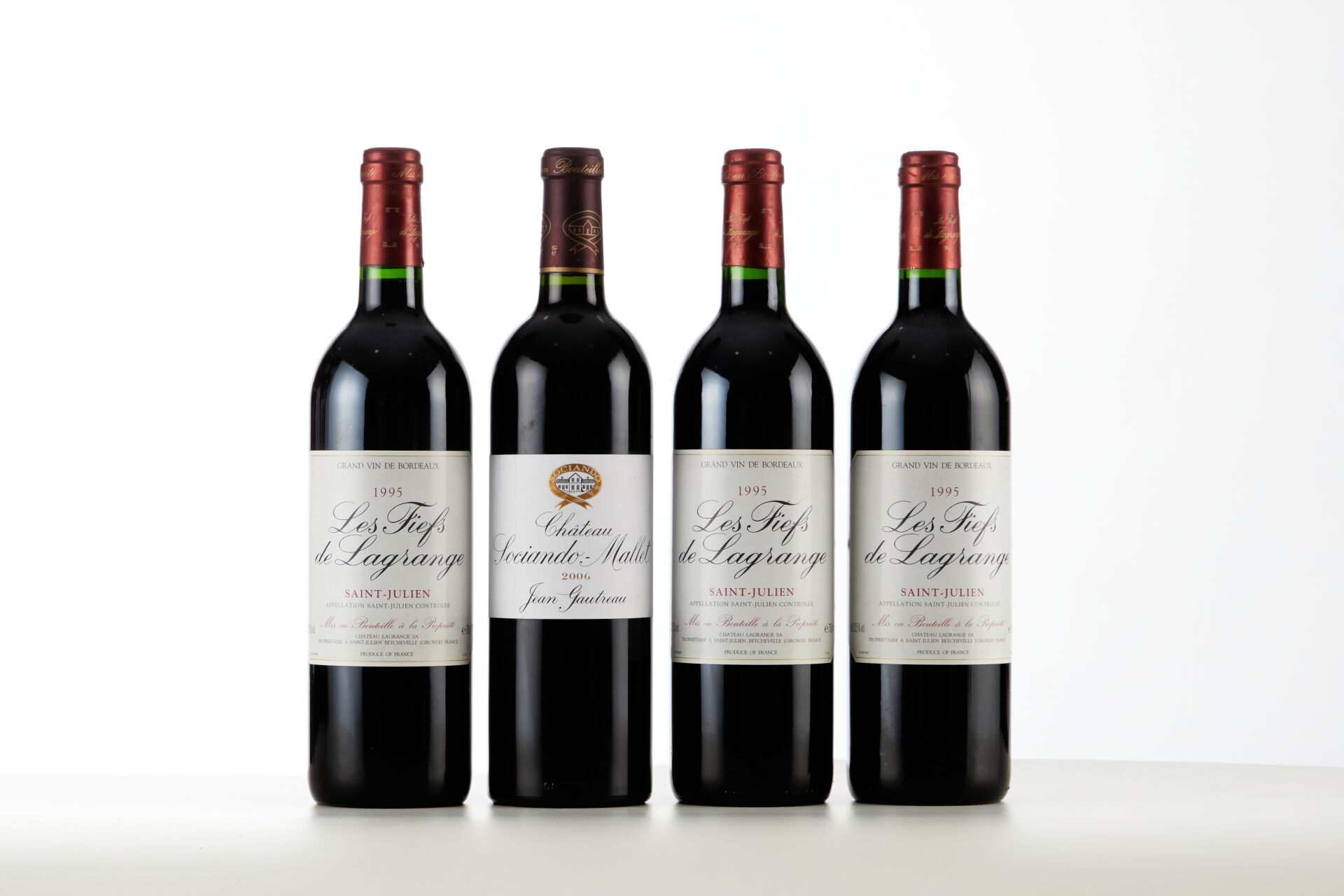 Lot 1296 - vente 1143 - ENSEMBLE DE 4 BOUTEILLES comprenant:… - 2025-08-10T14:30 1 Lot 1296 - vente 1143 - ENSEMBLE DE 4 BOUTEILLES comprenant:… - 2025-08-10T14:30