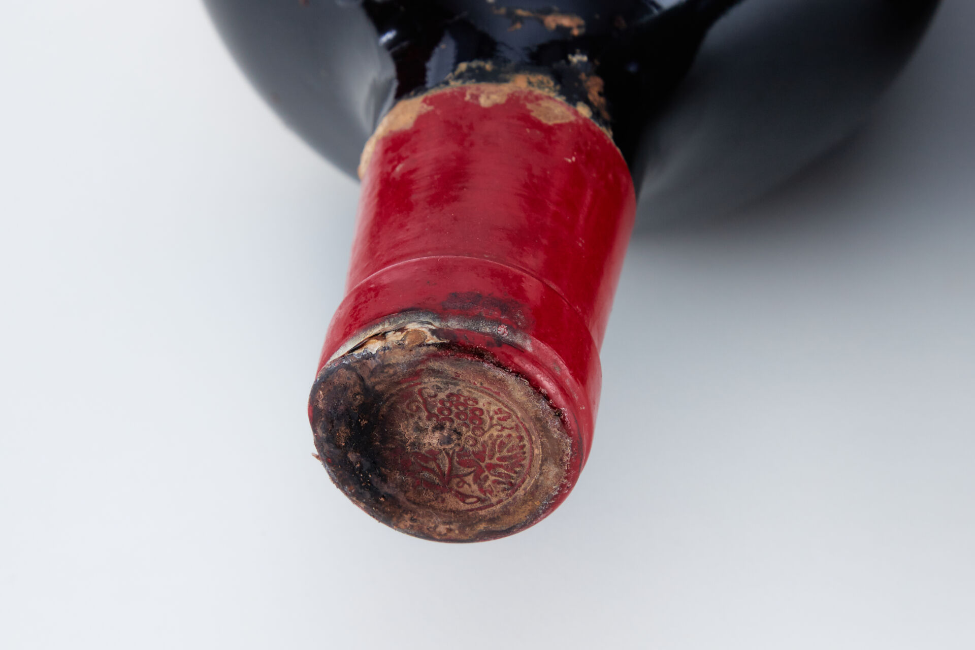 Lot 1397 - vente 1143 - 2 Double-Magnums CHÂTEAU MALARTIC-LAGRAVIERE Rouge - 1980… - 2025-08-10T14:30 3 Lot 1397 - vente 1143 - 2 Double-Magnums CHÂTEAU MALARTIC-LAGRAVIERE Rouge - 1980… - 2025-08-10T14:30 – Image 3