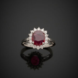 Lot 252 - vente 1242 - BAGUE "marguerite" en or gris… - 2026-04-22T14:30