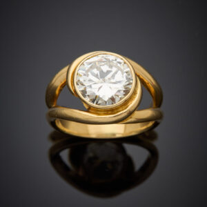 Lot 101 - vente 1242 - BAGUE solitaire "Astragale" en or… - 2026-04-22T14:30