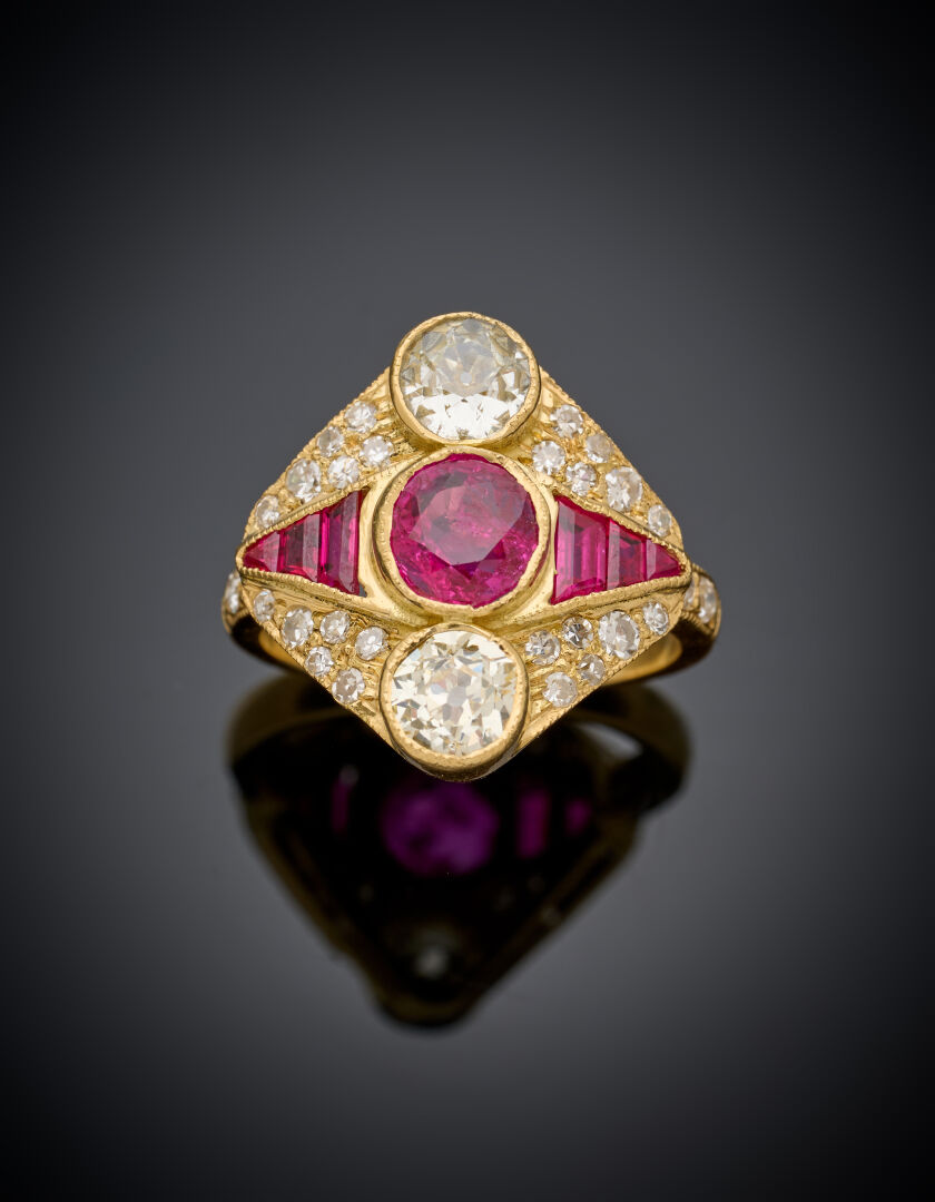 Lot 240 - vente 1244 - Large BAGUE en or jaune… - 2026-08-07T10:00 1 Lot 240 - vente 1244 - Large BAGUE en or jaune… - 2026-08-07T10:00