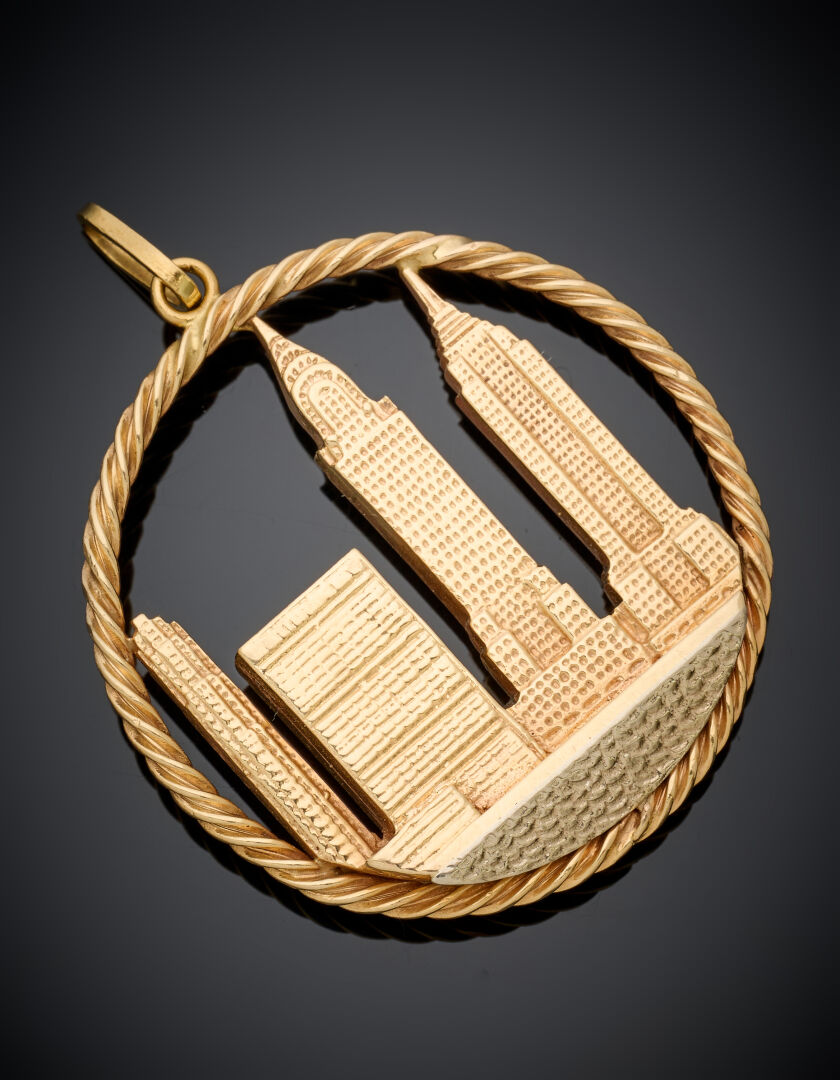 Lot 315 - vente 1244 - Important PENDENTIF circulaire "New York"… - 2026-08-07T10:00 2 Lot 315 - vente 1244 - Important PENDENTIF circulaire "New York"… - 2026-08-07T10:00 – Image 2