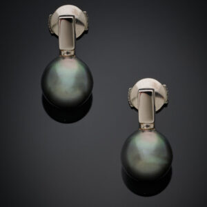 Lot 1 - vente 1244 - PARURE en or gris (750‰)… - 2026-08-07T10:00 12 1525268360 5