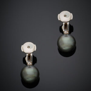 Lot 1 - vente 1244 - PARURE en or gris (750‰)… - 2026-08-07T10:00 13 1525268360 6