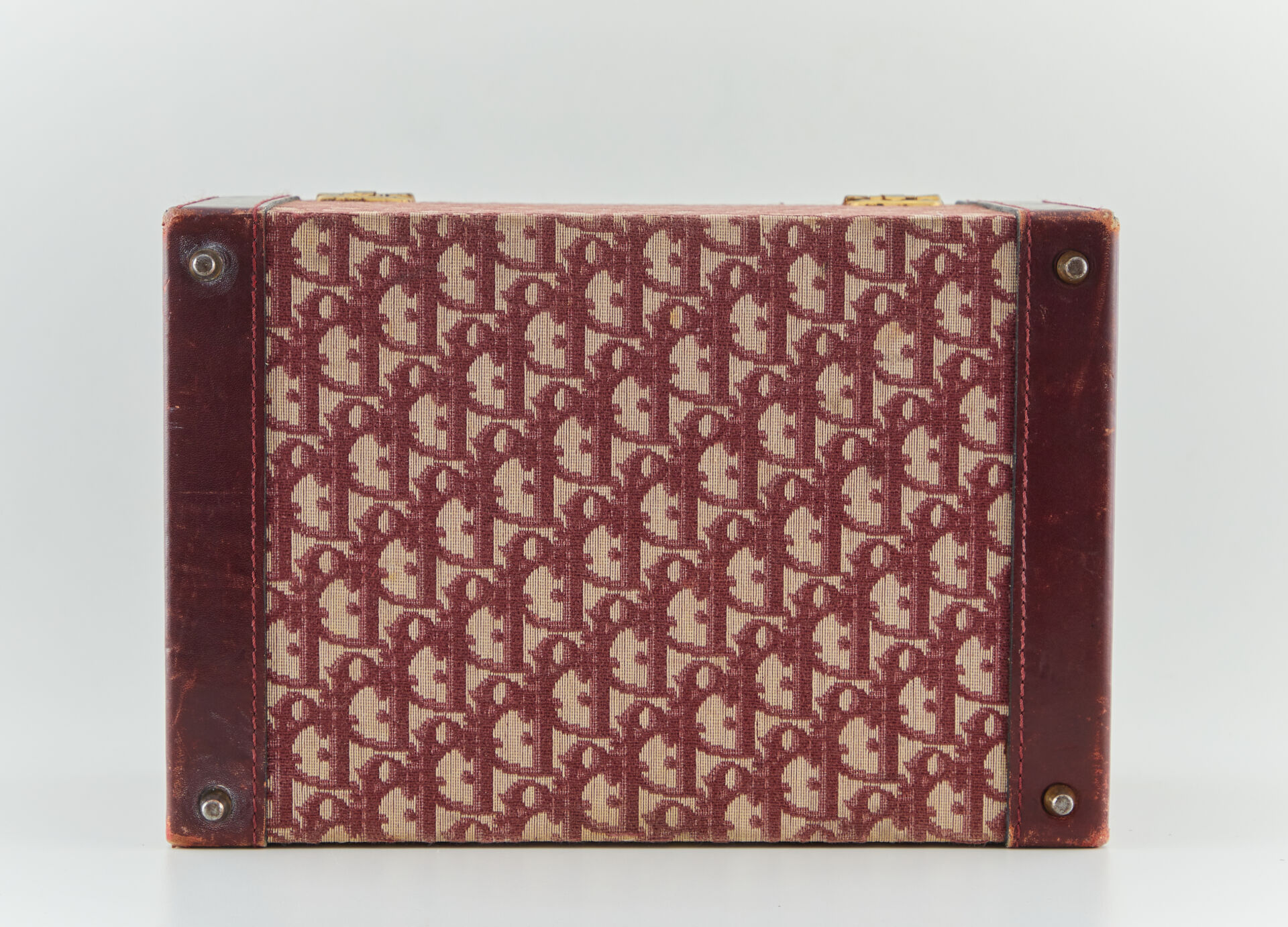 Lot 16 - vente 1318 - CHRISTIAN DIOR - VANITY… - 2026-07-22T20:00 6 Lot 16 - vente 1318 - CHRISTIAN DIOR - VANITY… - 2026-07-22T20:00 – Image 6