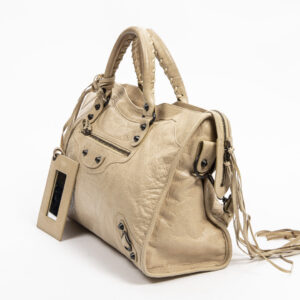 Alternative view of Lot 910 - vente 676 - VENTE DE PRESTIGE : MODE VINTAGE - 2021-08-08T20:00