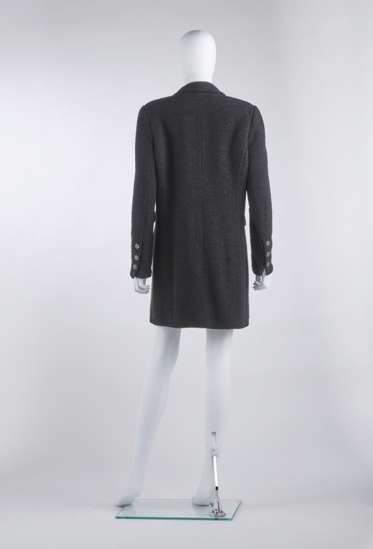 Lot 832 - vente 676 - VENTE DE PRESTIGE : MODE VINTAGE - 2021-08-08T20:00 2 Lot 832 - vente 676 - VENTE DE PRESTIGE : MODE VINTAGE - 2021-08-08T20:00 – Image 2