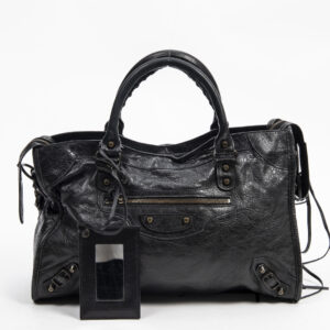 Lot 912 - vente 676 - VENTE DE PRESTIGE : MODE VINTAGE - 2021-08-08T20:00