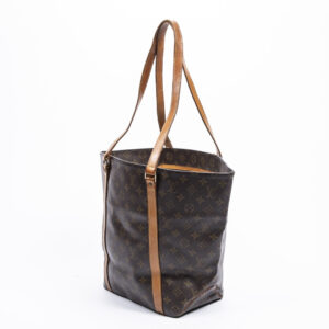 Alternative view of Lot 1015 - vente 676 - VENTE DE PRESTIGE : MODE VINTAGE - 2021-08-08T20:00