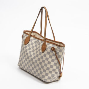 Alternative view of Lot 1053 - vente 676 - VENTE DE PRESTIGE : MODE VINTAGE - 2021-08-08T20:00