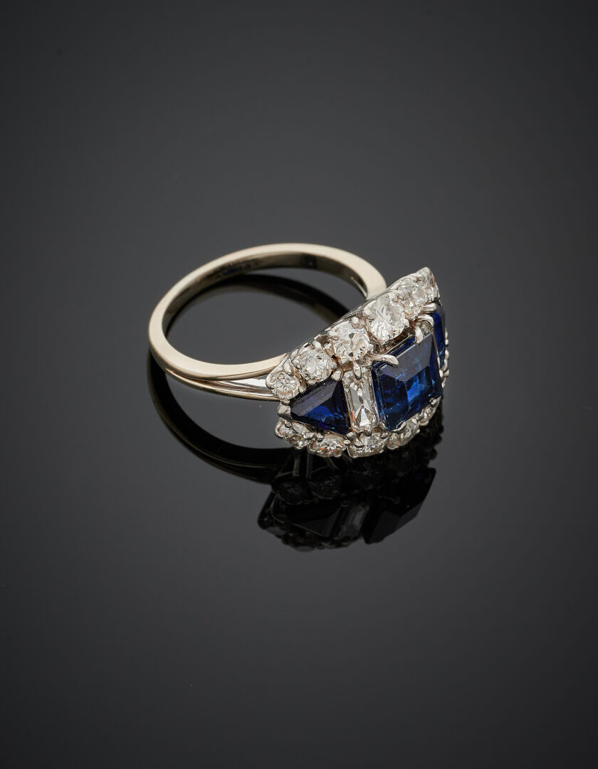 Lot 95 - vente 757 - Vente du Palais - Bijoux & Montres - 2022-08-07T10:00 2 Lot 95 - vente 757 - Vente du Palais - Bijoux & Montres - 2022-08-07T10:00 – Image 2