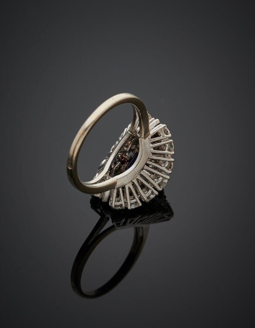 Lot 95 - vente 757 - Vente du Palais - Bijoux & Montres - 2022-08-07T10:00 3 Lot 95 - vente 757 - Vente du Palais - Bijoux & Montres - 2022-08-07T10:00 – Image 3