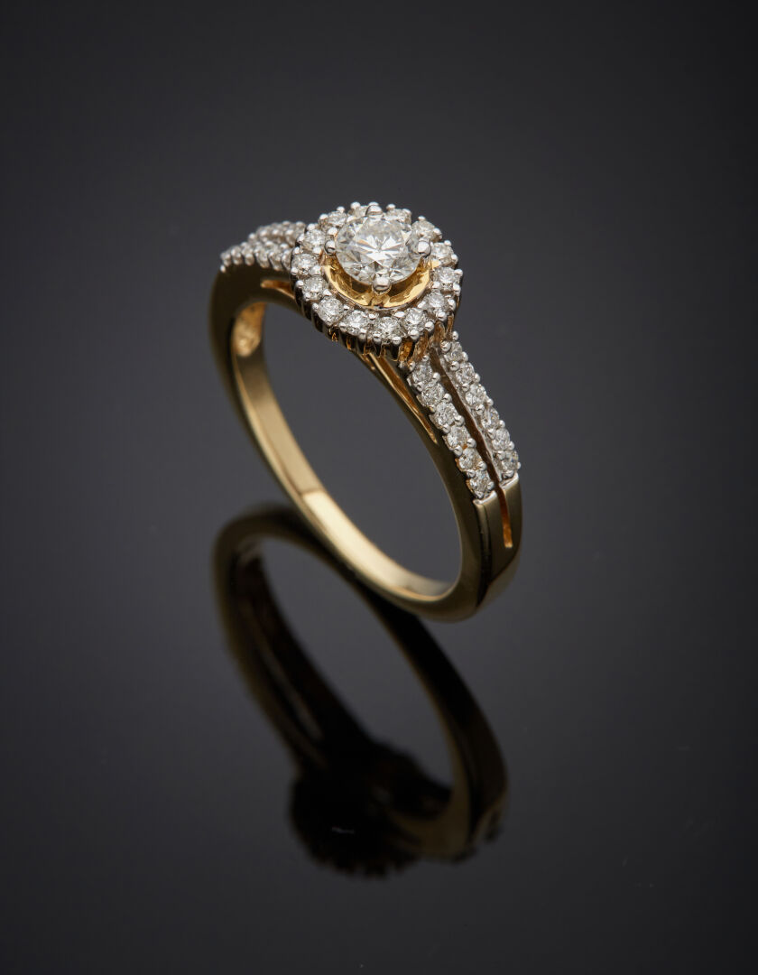 Lot 152 - vente 757 - Vente du Palais - Bijoux & Montres - 2022-08-07T10:00 2 Lot 152 - vente 757 - Vente du Palais - Bijoux & Montres - 2022-08-07T10:00 – Image 2
